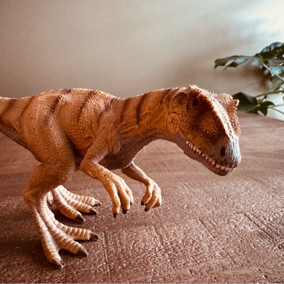 Schleich Allosaurus dinosaur - Picture 2 of 8